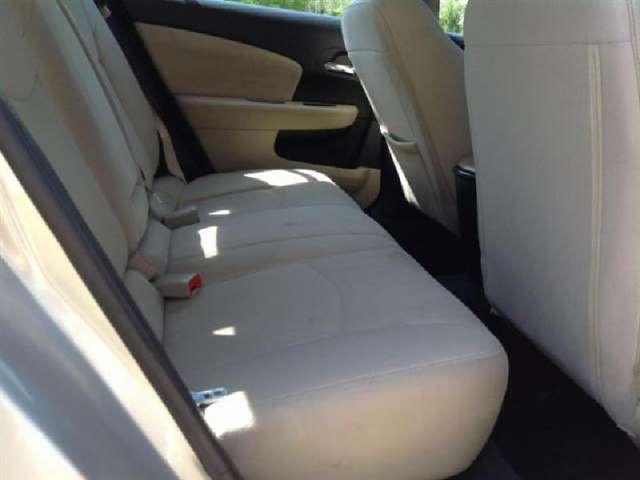 2012 Chrysler 200 Touring 4dr Sedan